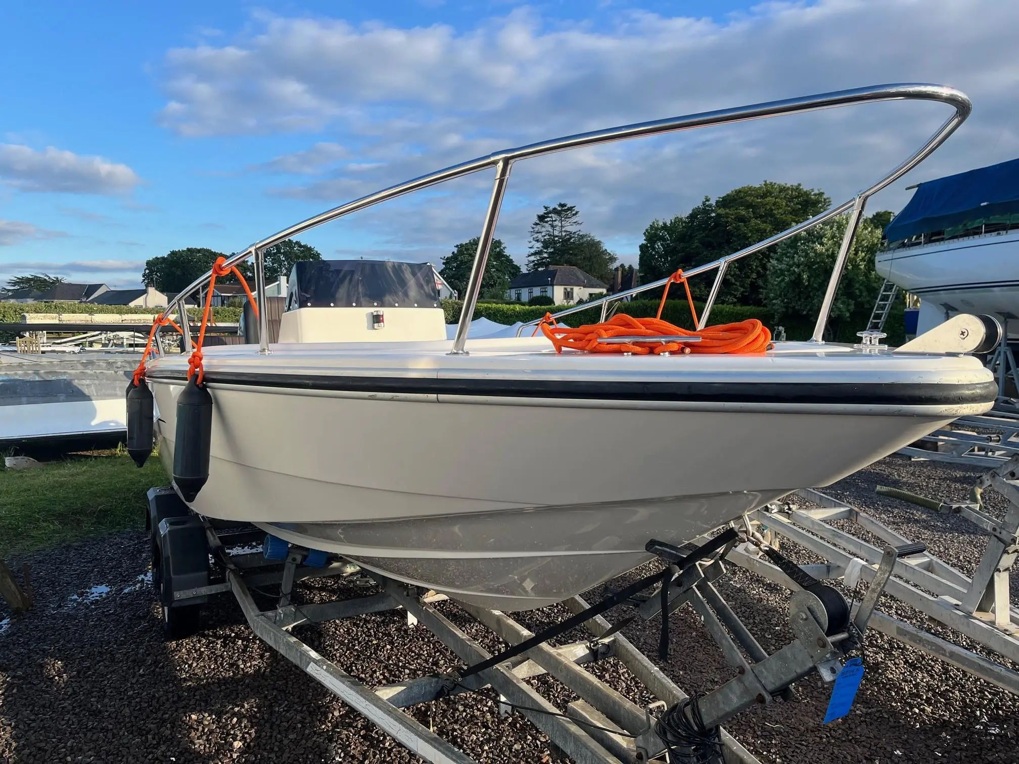 1989 Boston Whaler rover marine fishing rover