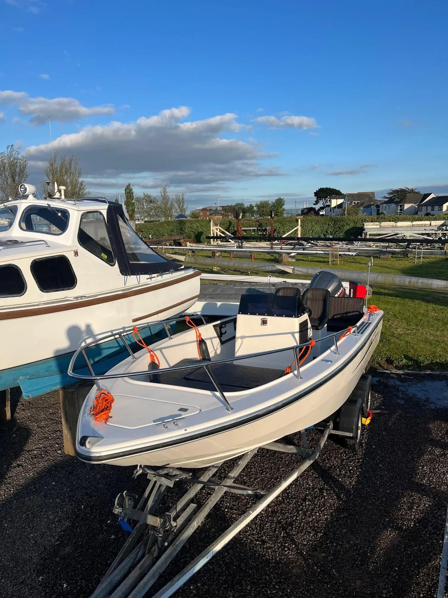 1989 Boston Whaler rover marine fishing rover