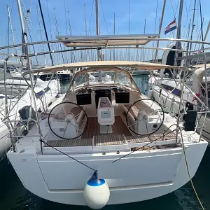 2017 Dufour 412 Grand Large