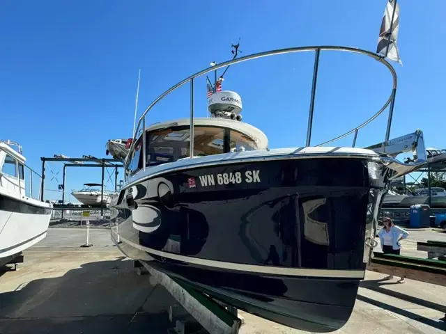 Ranger Tugs R-23