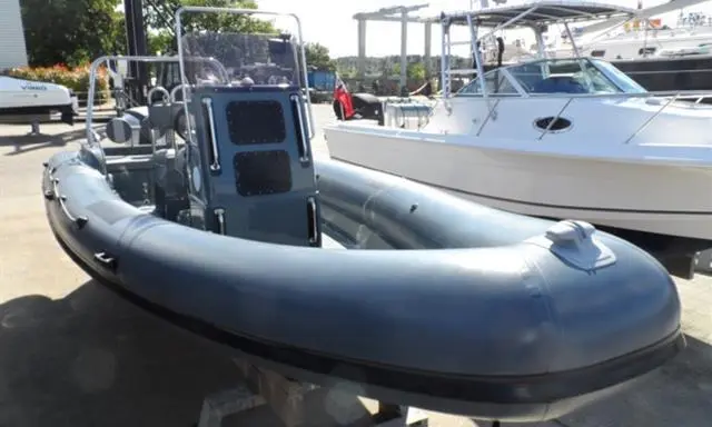 2015 Evinrude 710 rib