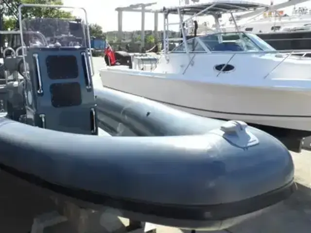 Piranha 710 RIB