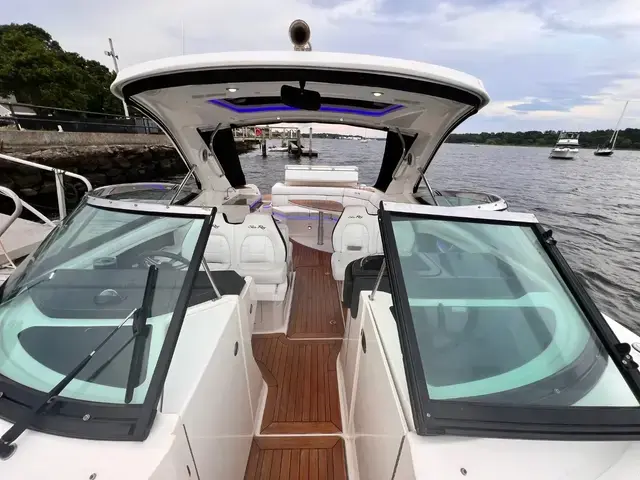 Sea Ray 350 SLX