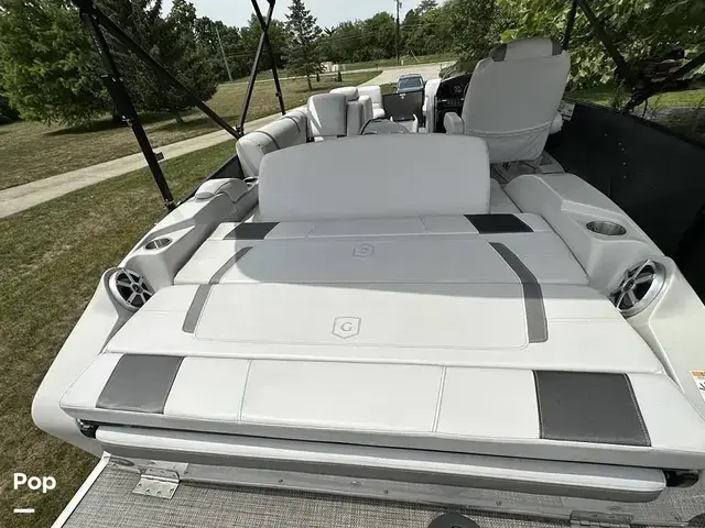 Godfrey Pontoon Aquapatio 255