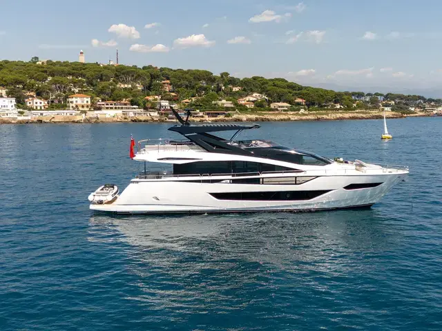 Sunseeker 88m Yacht