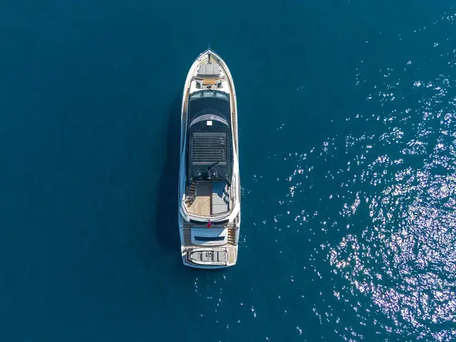 Sunseeker 88m Yacht