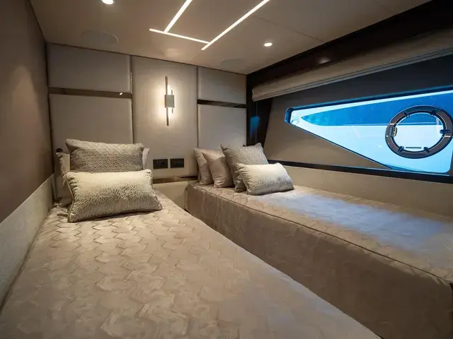 Sunseeker 88m Yacht