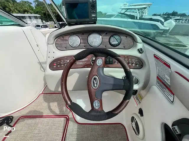 Sea Ray 240 Sundeck