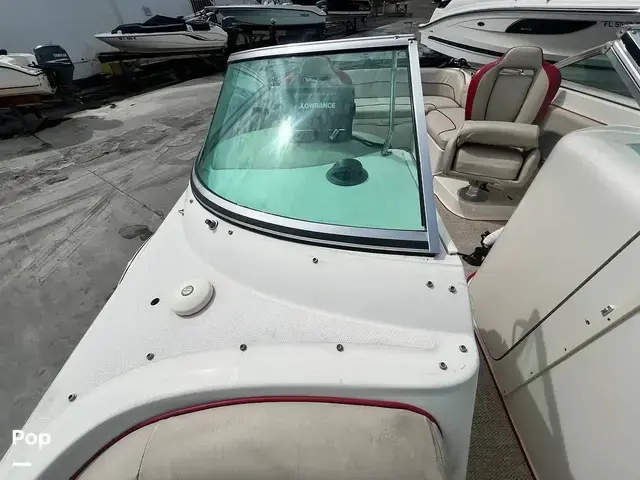 Sea Ray 240 Sundeck