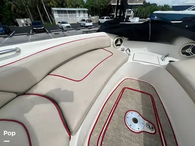 Sea Ray 240 Sundeck