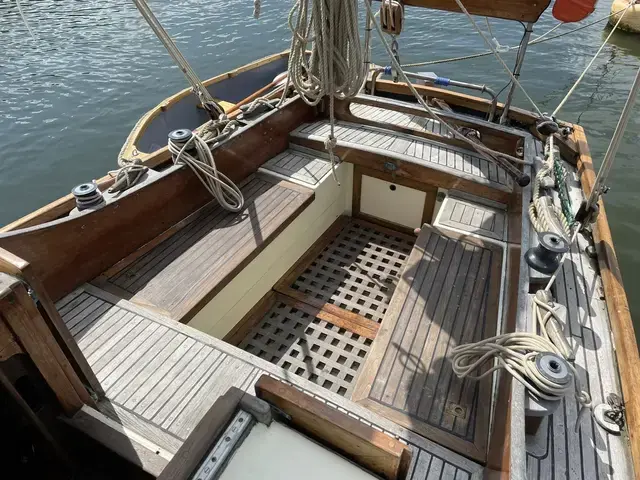 Classic 28' GRP Falmouth Working Boat Gaff Cutter