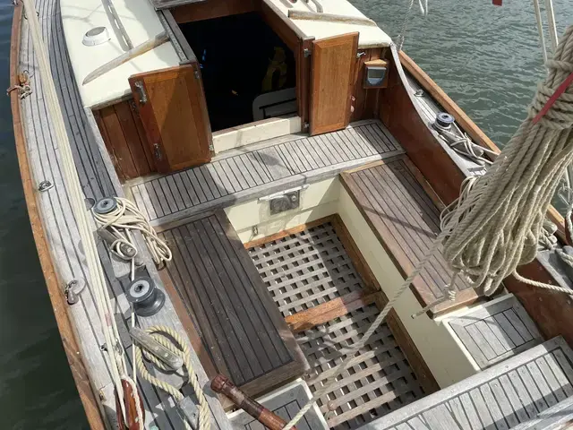 Classic 28' GRP Falmouth Working Boat Gaff Cutter