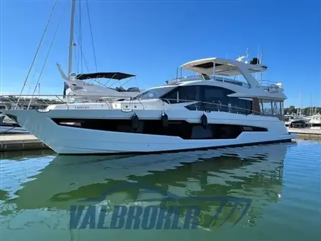 Galeon 680 Fly