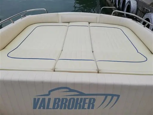 1984 Mercruiser vantage 25