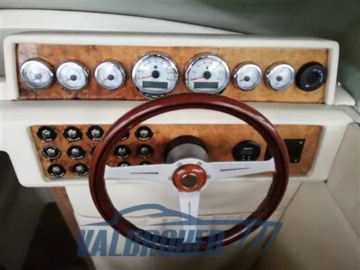 1984 Mercruiser vantage 25