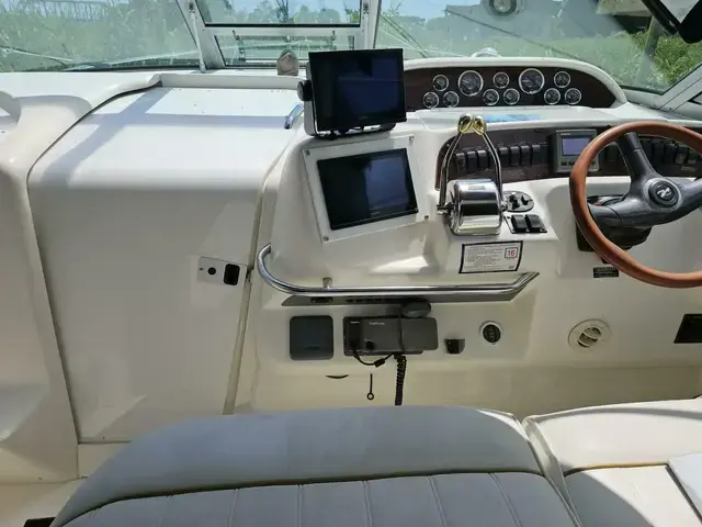 Sea Ray 330 Sundancer