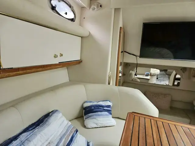 Sea Ray 330 Sundancer