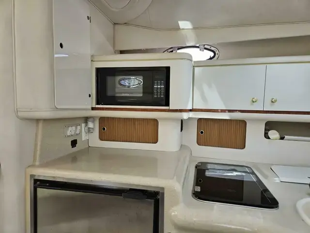 Sea Ray 330 Sundancer