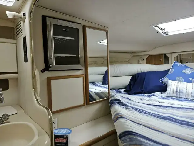 Sea Ray 330 Sundancer