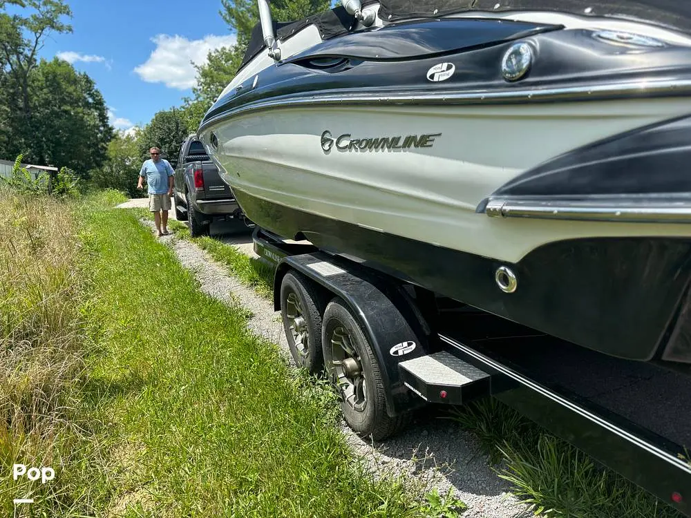 2009 Crownline 252 ex