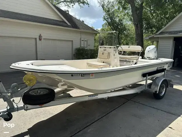 Carolina Skiff E18 JVX CC