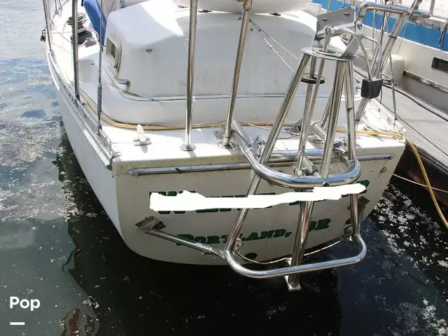 Cascade 36 Deep Keel