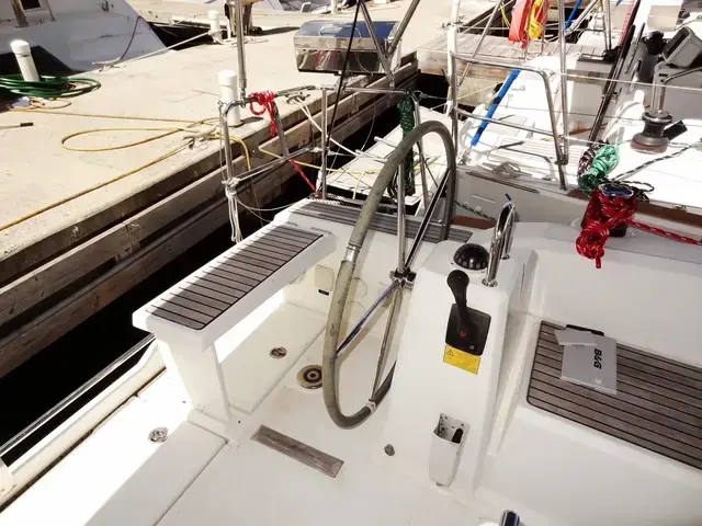 Beneteau Oceanis 38