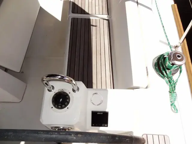 Beneteau Oceanis 38