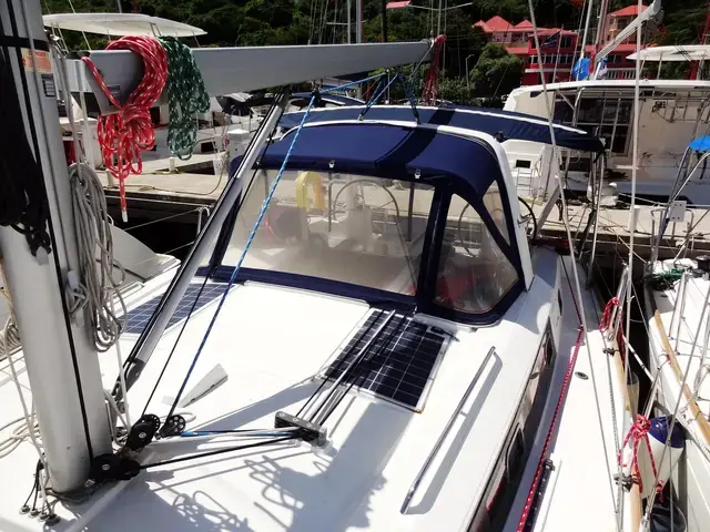 Beneteau Oceanis 38