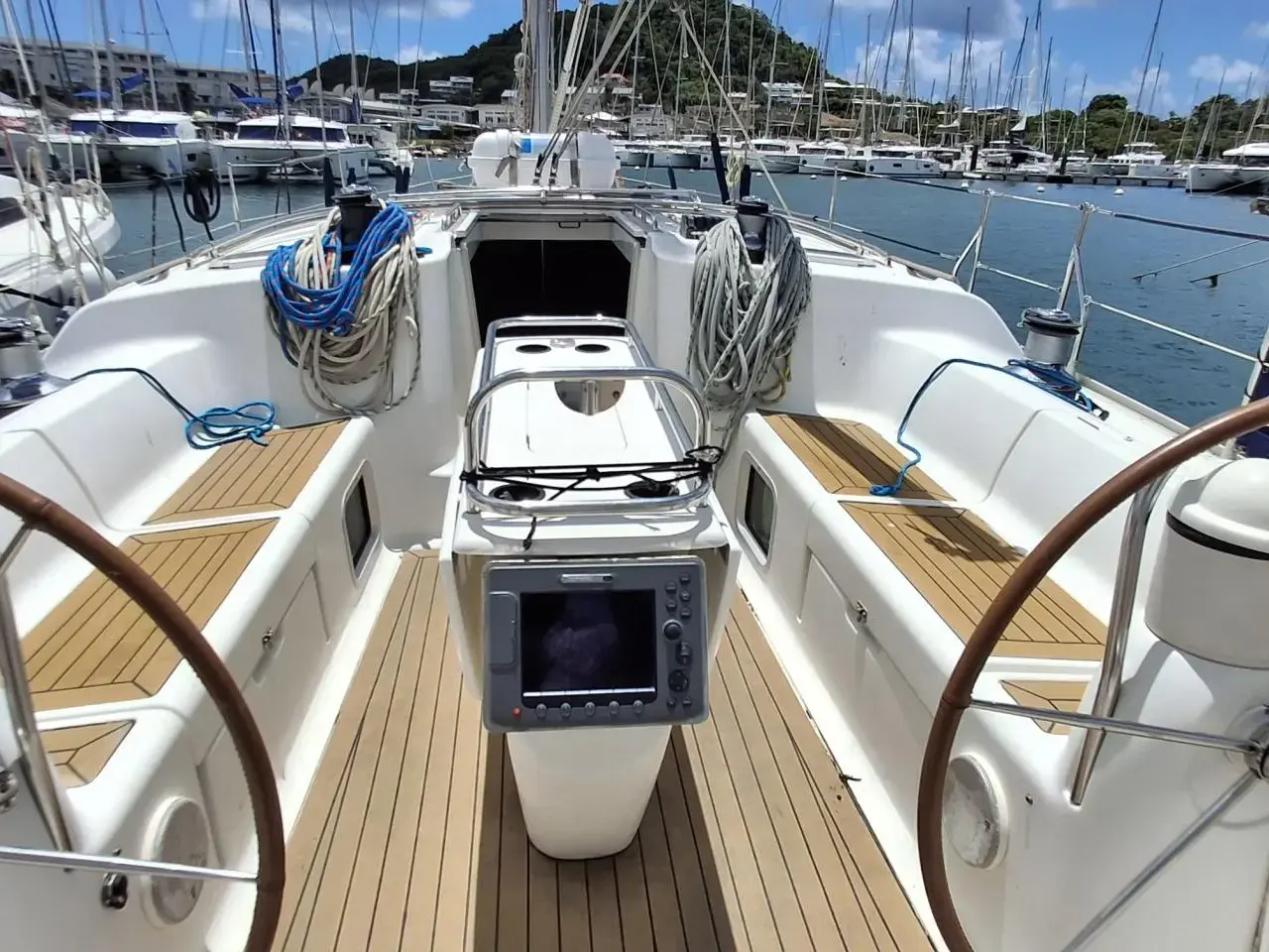 2002 Jeanneau sun odyssey 43