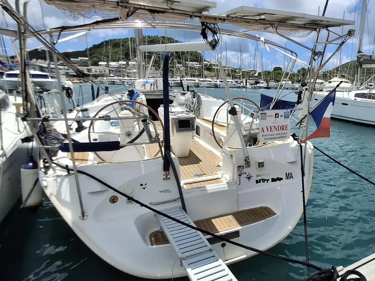 2002 Jeanneau sun odyssey 43