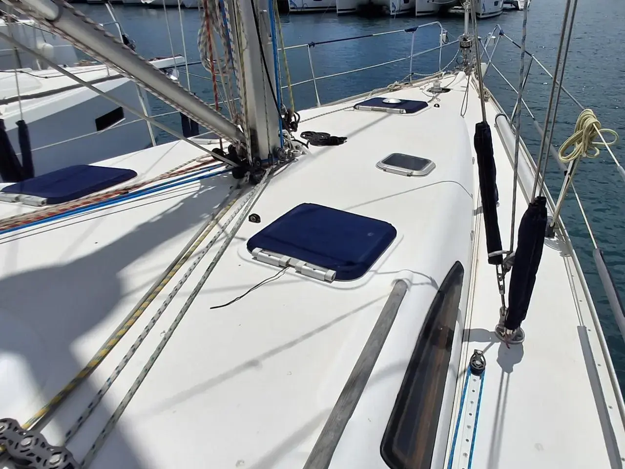 2002 Jeanneau sun odyssey 43