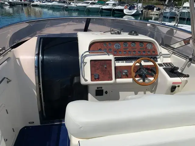 Sunseeker Apache 45