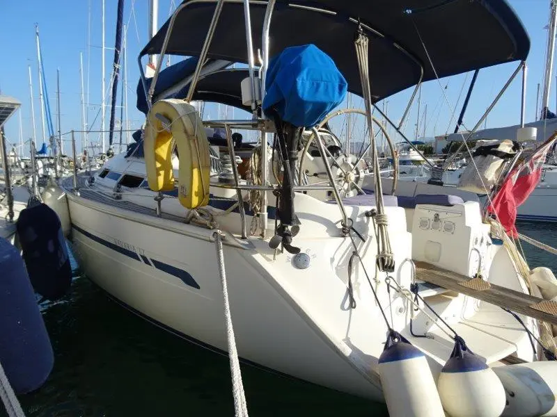 2002 Bavaria 32