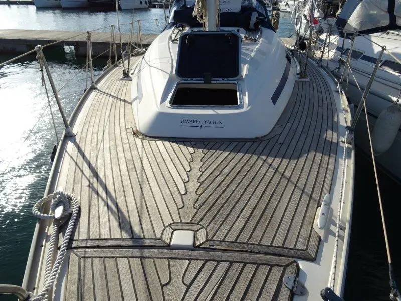 2002 Bavaria 32