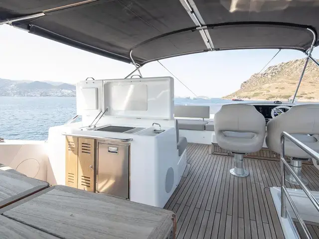 Sunseeker Manhattan 52