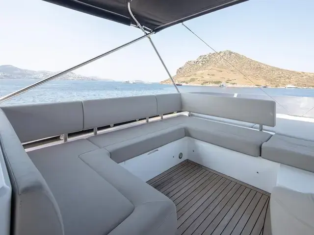 Sunseeker Manhattan 52