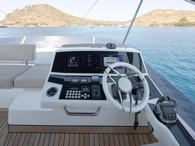 Sunseeker Manhattan 52