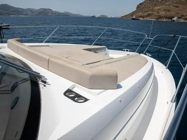 Sunseeker Manhattan 52