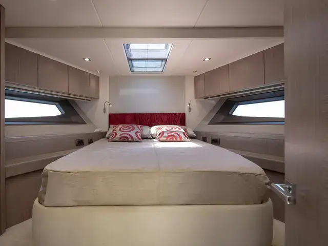 Sunseeker Manhattan 52