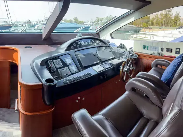 Sunseeker Predator 82