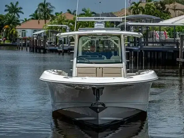 Boston Whaler 380 Outrage