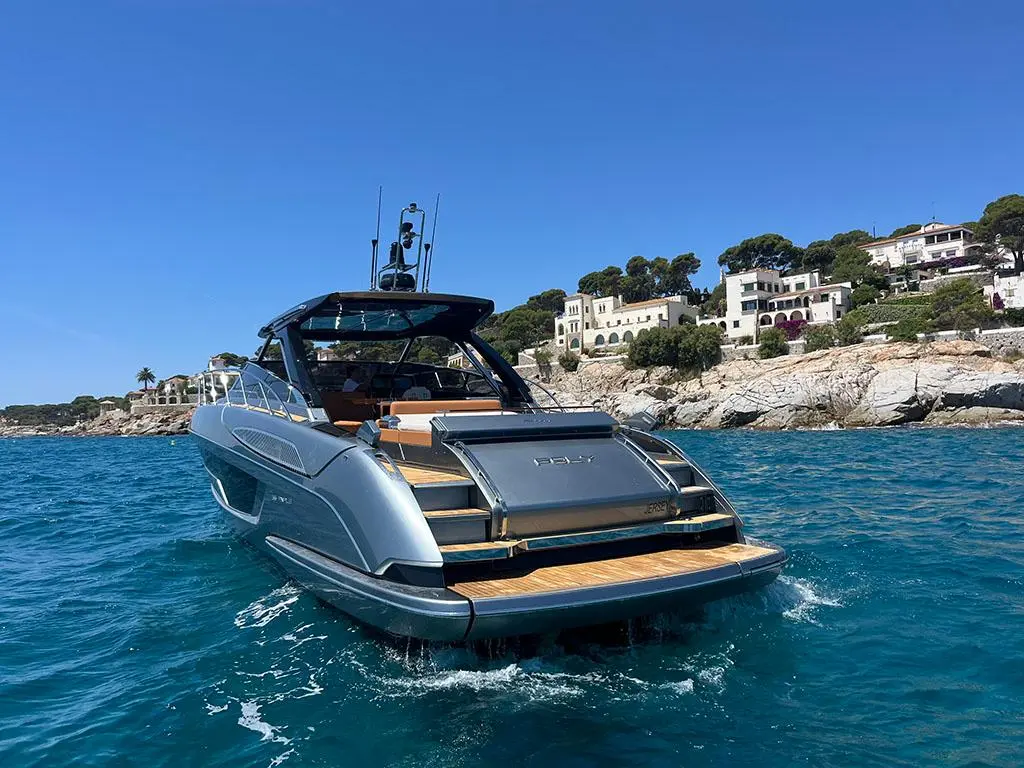 2022 Riva 56 rivale