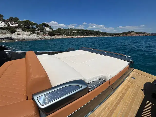 Riva 56 Rivale