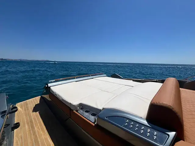 Riva 56 Rivale