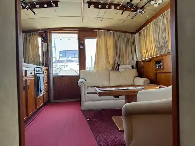 Bertram 38'