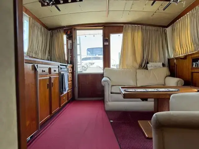 Bertram 38'