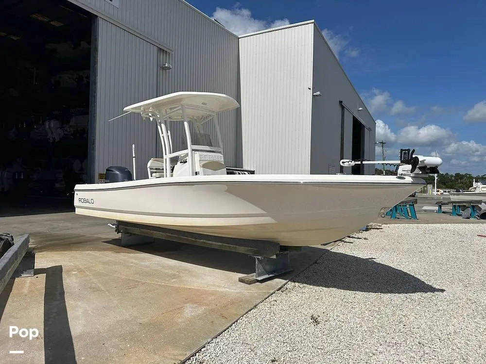 2015 Robalo cayman 246