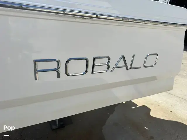 Robalo Cayman 246