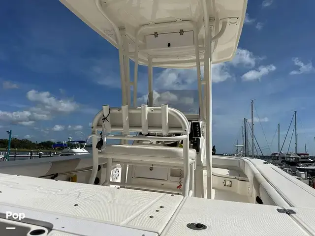 Robalo Cayman 246